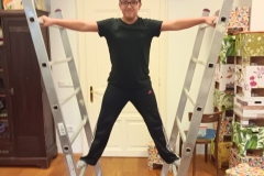 10